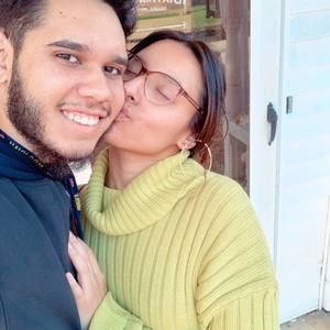 Meet your Posher, Daniela